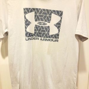 MENS UNDER ARMOUR T-SHIRT